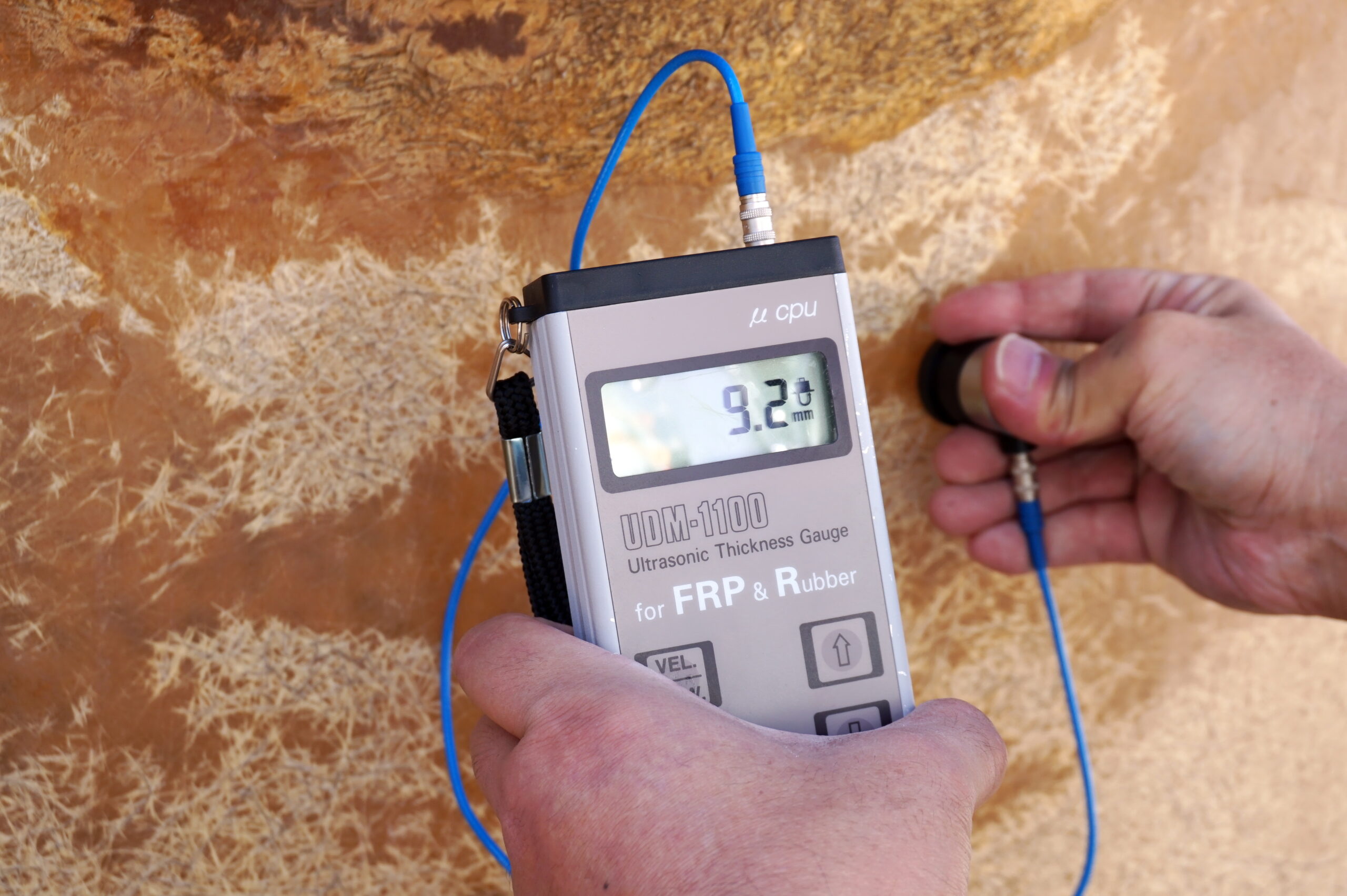 超音波膜厚による膜厚測定